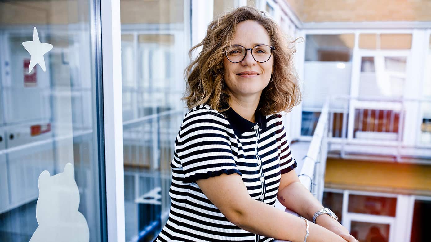 »Når nu vi står over for at ændre psykiatrien, tror jeg, at det er vigtigt, at vi holder fast i kernen, som er mødet med den unge og familien, hvor vi sammen finder ud af, hvad der er på spil, hvordan det udvikler sig over tid, og hvad vi skal gøre ved det. Og det kræver tid, faglighed og fleksibilitet«, siger Ida-Marie Mølstrøm. Foto: Claus Boesen